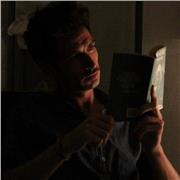 Insegnante di Latino impartisce lezioni per studenti di tutte le età